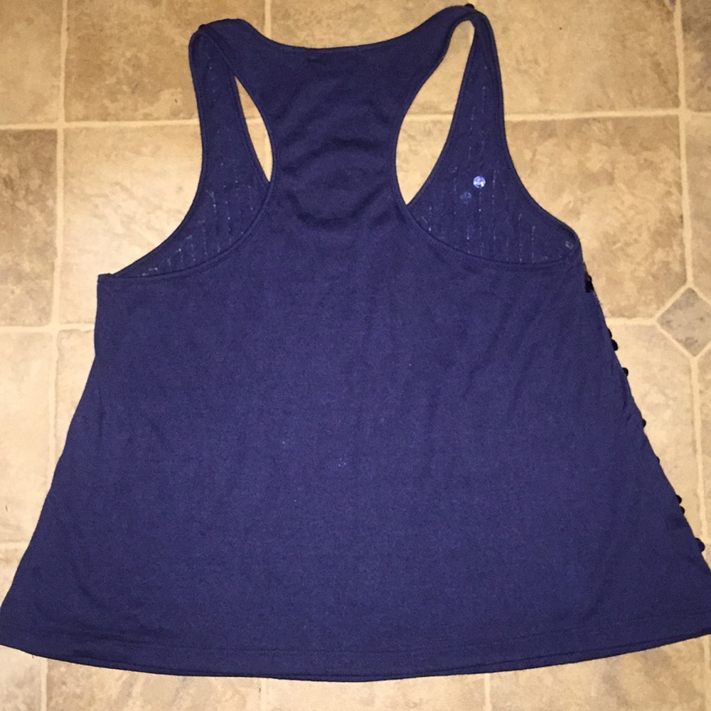 Tank top - Picture 2 of 3
